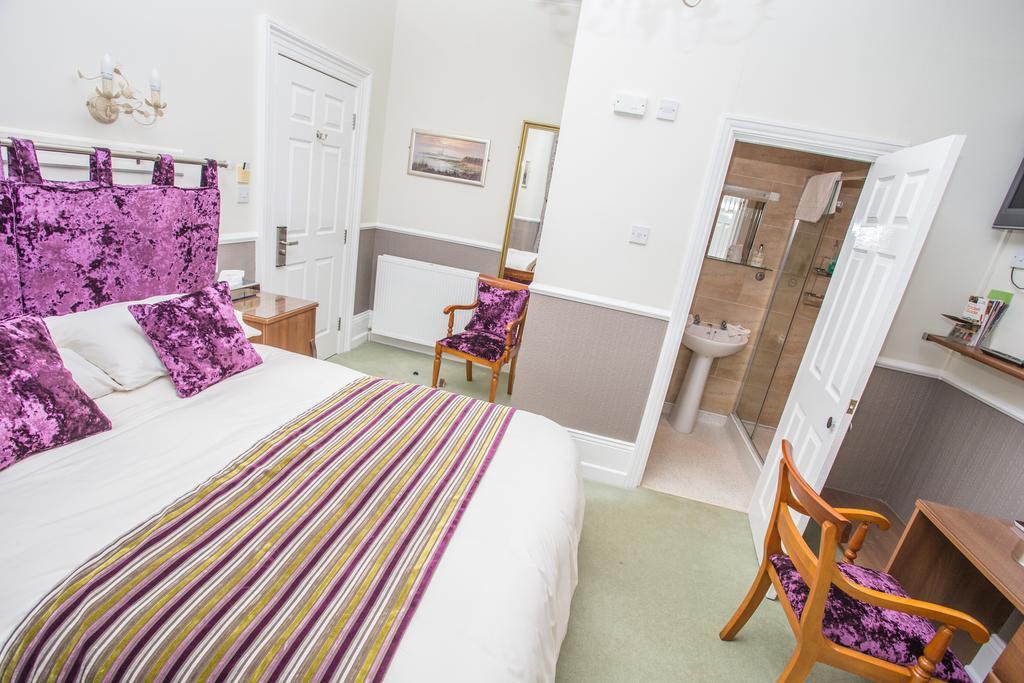 Park Lodge Guest House ウィットレイ・ベイ エクステリア 写真